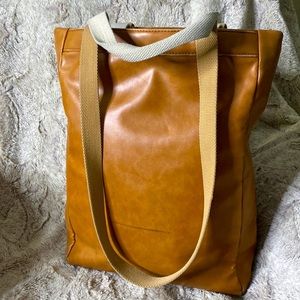 GUC: Atlas Wing in Almond Backpack/ Crossbody Bag